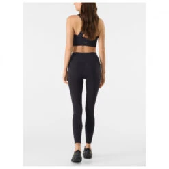 Arc'teryx - Women's Essent High-Rise Legging 26 In - Legging 11 Arc'teryx - Women's Essent High-Rise Legging 26 In - Legging -Vestes Boutique arcteryx womens essent high rise legging 26 in legging detail 4