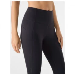 Arc'teryx - Women's Essent High-Rise Legging 26 In - Legging 13 Arc'teryx - Women's Essent High-Rise Legging 26 In - Legging -Vestes Boutique arcteryx womens essent high rise legging 26 in legging detail 6
