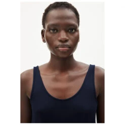 ARMEDANGELS - Women's Ashraani Solid - Débardeur -Vestes Boutique armedangels womens ashraani solid debardeur detail 3