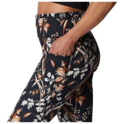 Columbia - Women's Weekend Adventure 7/8 Legging - Legging -Vestes Boutique columbia womens weekend adventure 7 8 legging legging detail 5