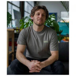 ELSK - Sunsign2 PCH Brushed Tee - T-shirt -Vestes Boutique elsk sunsign2 pch brushed tee t shirt detail 2