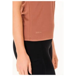 ENDURANCE - Women's Vista Performance S/S Tee - T-shirt Technique -Vestes Boutique endurance womens vista performance s s tee t shirt technique detail 5