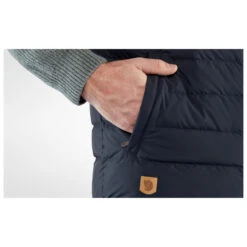 FJÄLLRÄVEN Fjällräven - Greenland Down Liner Vest - Doudoune Sans Manches 13 FJÄLLRÄVEN Fjällräven - Greenland Down Liner Vest - Doudoune Sans Manches -Vestes Boutique fjaellraeven greenland down liner vest doudoune sans manches detail 6