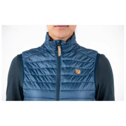 FJÄLLRÄVEN Fjällräven - Women's Abisko Padded Vest - Gilet Synthétique 13 FJÄLLRÄVEN Fjällräven - Women's Abisko Padded Vest - Gilet Synthétique -Vestes Boutique fjaellraeven womens abisko padded vest gilet synthetique detail 6