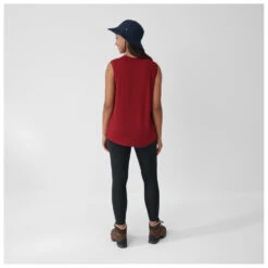 FJÄLLRÄVEN Fjällräven - Women's Abisko Wool Tank Top - T-shirt En Laine Mérinos -Vestes Boutique fjaellraeven womens abisko wool tank top t shirt en laine merinos detail 3