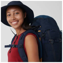 FJÄLLRÄVEN Fjällräven - Women's Abisko Wool Tank Top - T-shirt En Laine Mérinos -Vestes Boutique fjaellraeven womens abisko wool tank top t shirt en laine merinos detail 6