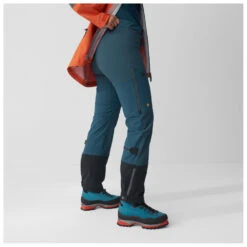 FJÄLLRÄVEN Fjällräven - Women's Bergtagen Touring Trousers - Pantalon Ski De Randonnée -Vestes Boutique fjaellraeven womens bergtagen touring trousers pantalon ski de randonnee detail 4