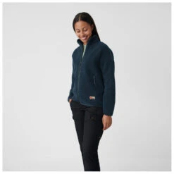 FJÄLLRÄVEN Fjällräven - Women's Vardag Pile Fleece - Veste Polaire 12 FJÄLLRÄVEN Fjällräven - Women's Vardag Pile Fleece - Veste Polaire -Vestes Boutique fjaellraeven womens vardag pile fleece veste polaire detail 5