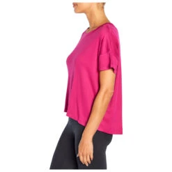 MARIKA - Women's Maci Crop Tee - T-shirt Technique -Vestes Boutique marika womens maci crop tee t shirt technique detail 4