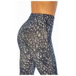 MARIKA - Women's Rachel Capri - Legging -Vestes Boutique marika womens rachel capri legging detail 4