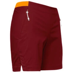 Martini - Women's Atlas - Short -Vestes Boutique martini womens atlas short detail 2