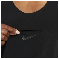 Nike - Women's DF Run Division Convertible Running Tank - Débardeur -Vestes Boutique nike womens df run division convertible running tank debardeur detail 5