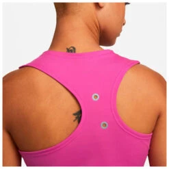 Nike - Women's Dri-FIT Run Division - T-shirt De Running -Vestes Boutique nike womens dri fit run division t shirt de running detail 4