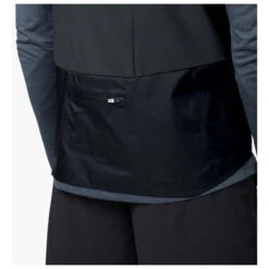 On - Weather Vest - Gilet De Running -Vestes Boutique on weather vest gilet de running detail 5