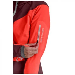 Ortovox - Women's Berrino Hooded Jacket - Veste Softshell -Vestes Boutique ortovox womens berrino hooded jacket veste softshell detail 4