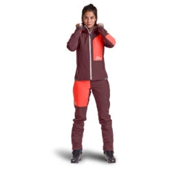 Ortovox - Women's Berrino Hooded Jacket - Veste Softshell -Vestes Boutique ortovox womens berrino hooded jacket veste softshell detail 6