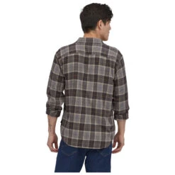 Patagonia - L/S Cotton In Conversion LW Fjord Flannel Shirt - Chemise -Vestes Boutique patagonia l s cotton in conversion lw fjord flannel shirt chemise detail 3
