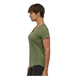 Patagonia - Women's Cap Cool Trail Shirt - T-shirt Technique -Vestes Boutique patagonia womens cap cool trail shirt t shirt technique detail 3