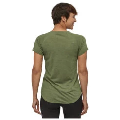 Patagonia - Women's Cap Cool Trail Shirt - T-shirt Technique -Vestes Boutique patagonia womens cap cool trail shirt t shirt technique detail 4