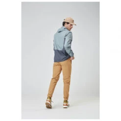 Picture - Laman Jacket - Coupe-vent -Vestes Boutique picture laman jacket coupe vent detail 4