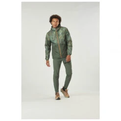 Picture - Laman Printed Jacket - Coupe-vent 10 Picture - Laman Printed Jacket - Coupe-vent -Vestes Boutique picture laman printed jacket coupe vent detail 3