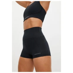 Röhnisch - Women's Flattering Curved Hotpants - Short -Vestes Boutique roehnisch womens flattering curved hotpants short detail 6