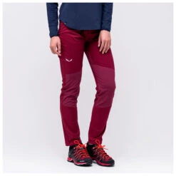 Salewa - Women's Alpine Hemp Light Pant - Pantalon D'escalade 12 Salewa - Women's Alpine Hemp Light Pant - Pantalon D'escalade -Vestes Boutique salewa womens alpine hemp light pant pantalon descalade detail 5