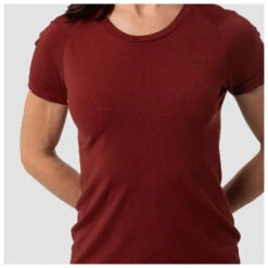 Salewa - Women's Pure Eagle AMR Seamless T-Shirt - T-shirt Technique -Vestes Boutique salewa womens pure eagle amr seamless t shirt t shirt technique detail 5