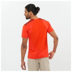 Salomon - Outline - T-shirt Technique -Vestes Boutique salomon outline t shirt technique detail 2
